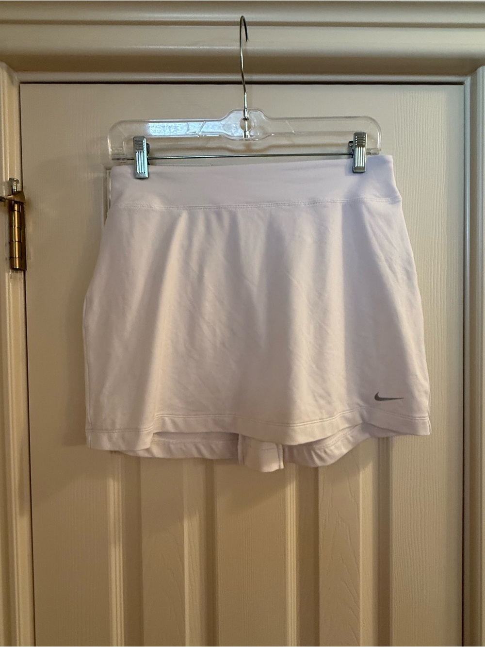 Nike White Women's Athletic Golf Skirt
